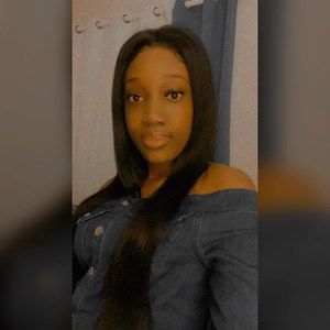 Meet your Posher, Jade